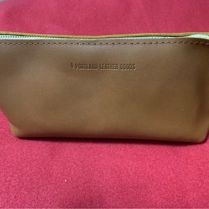 Portland Leather Utility Bag- brand new; never used